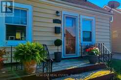 54 EIGHTH AVENUE | Brantford Ontario | Slide Image Nine