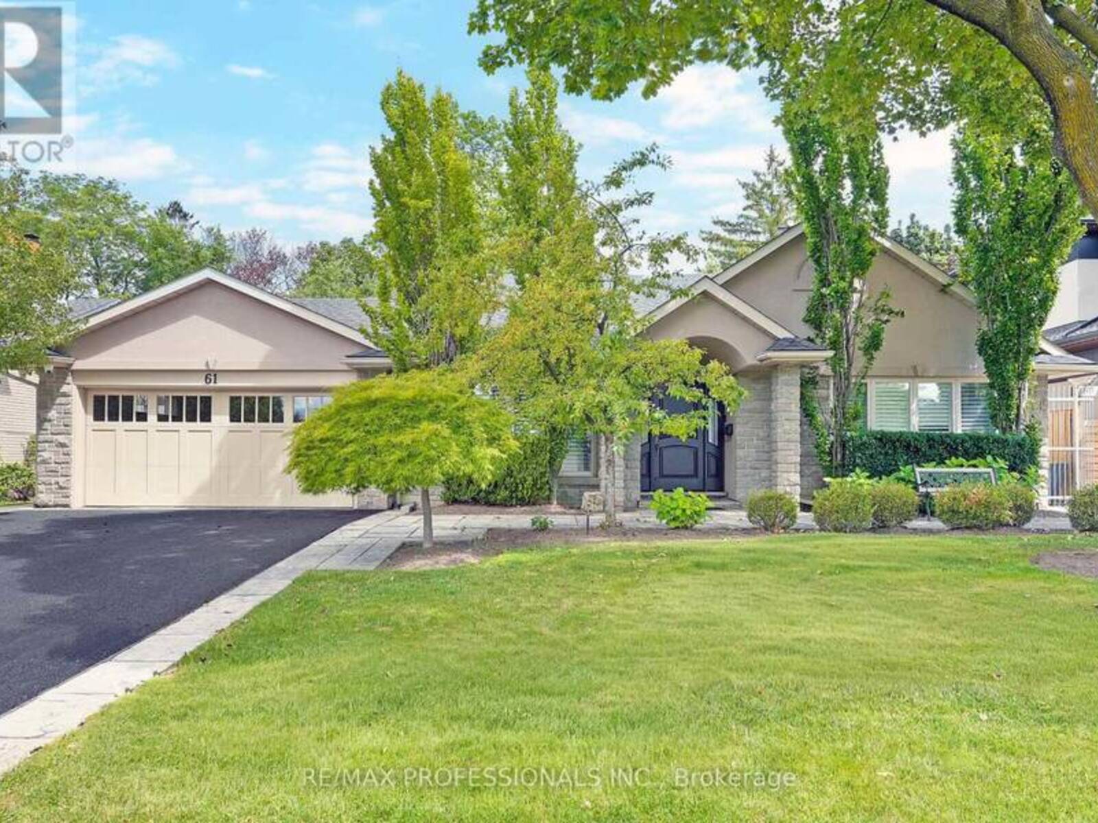 61 ABILENE DRIVE, Toronto, Ontario M9A 2N1