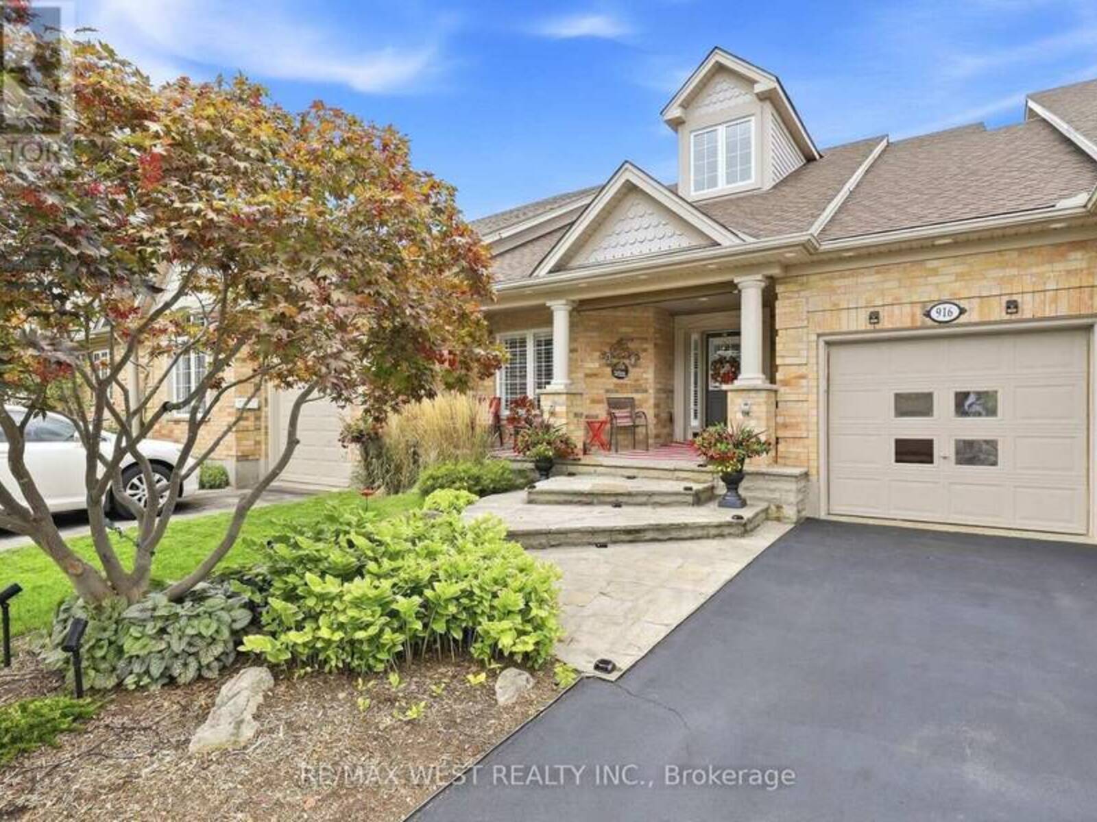 916 SILVERSMITH STREET, London, Ontario N6H 5T5