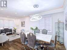 22 GRAND OAK DRIVE | Richmond Hill Ontario | Slide Image Six