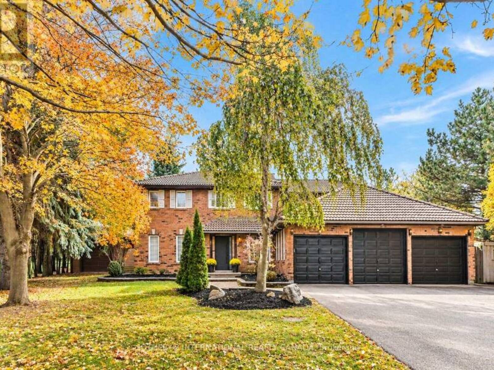 23 HILL FARM ROAD, Nobleton, Ontario L0G 1N0