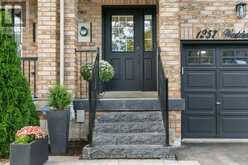 1257 WESTVIEW TERRACE | Oakville Ontario | Slide Image Three
