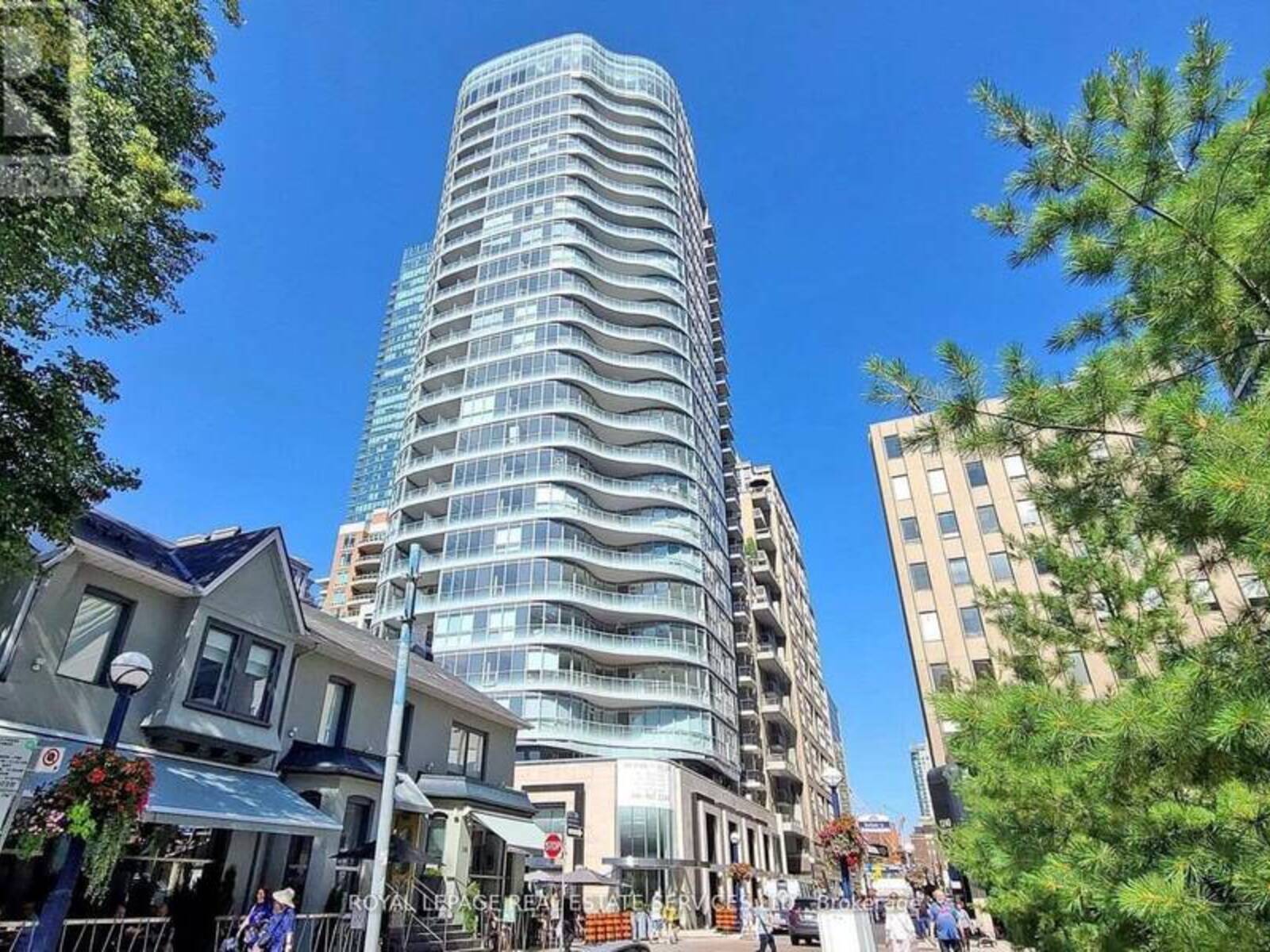808 - 88 CUMBERLAND STREET, Toronto, Ontario M5R 1A3