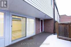 120 - 248 MILESTONE CRESCENT | Aurora Ontario | Slide Image Sixteen