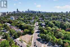 861 AVENUE ROAD | Toronto Ontario | Slide Image Thirty