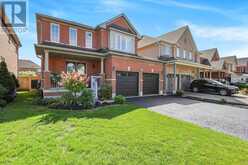 30 BOLSTER LANE | Uxbridge Ontario | Slide Image Two