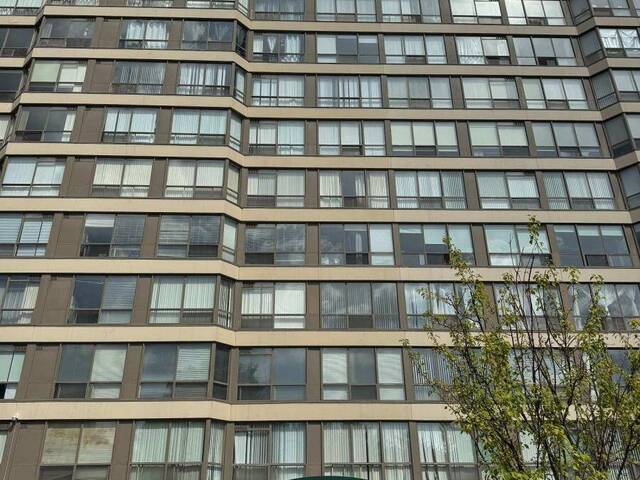 501 - 55 ELM DRIVE W Mississauga Ontario, L5B 3Z3 - 2 Bedrooms Condo For Sale