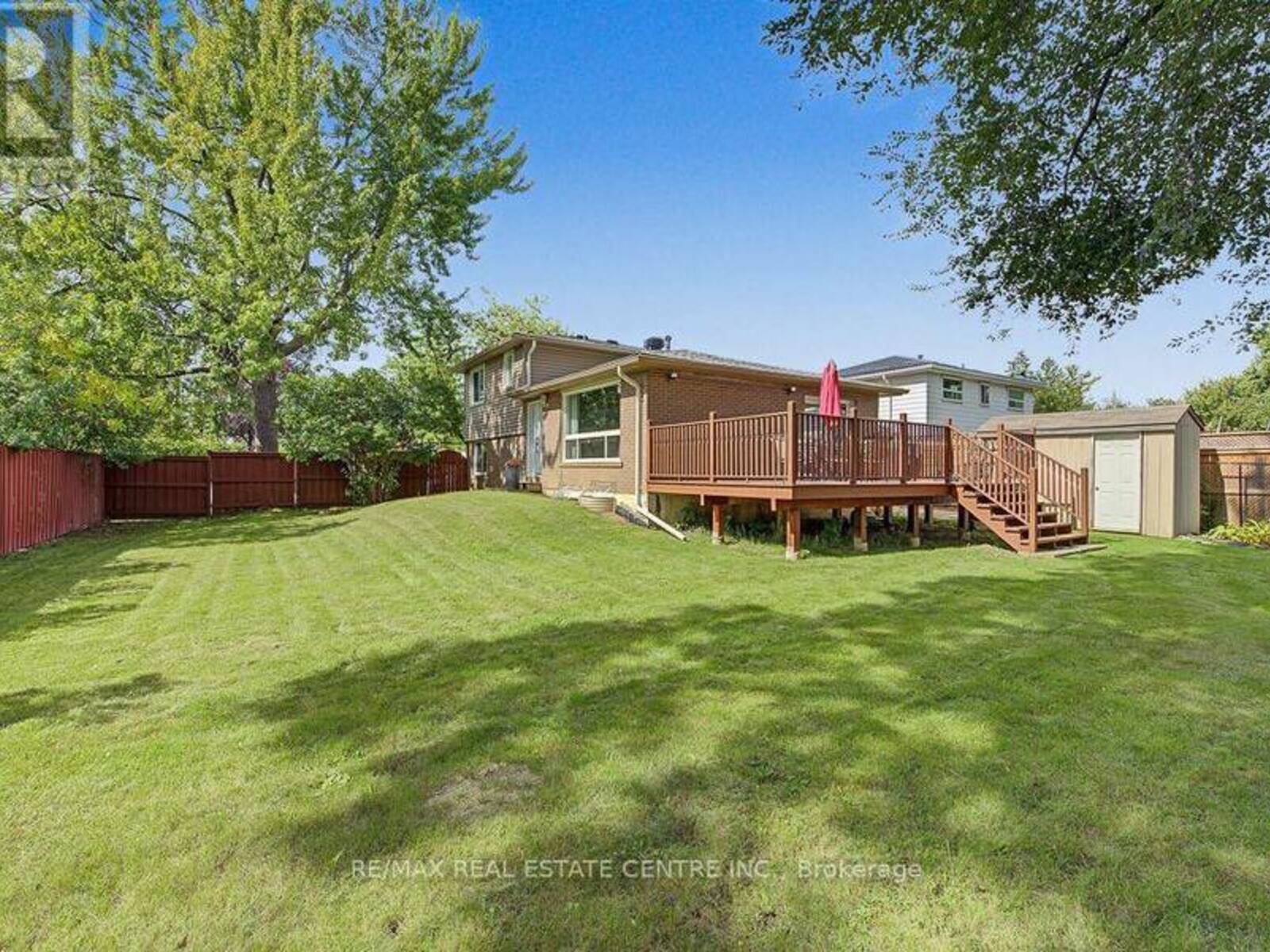 276 BARTLEY BULL PARKWAY, Brampton, Ontario L6W 2L3