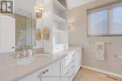 71 WILLOW FARM LANE | Aurora Ontario | Slide Image Thirty