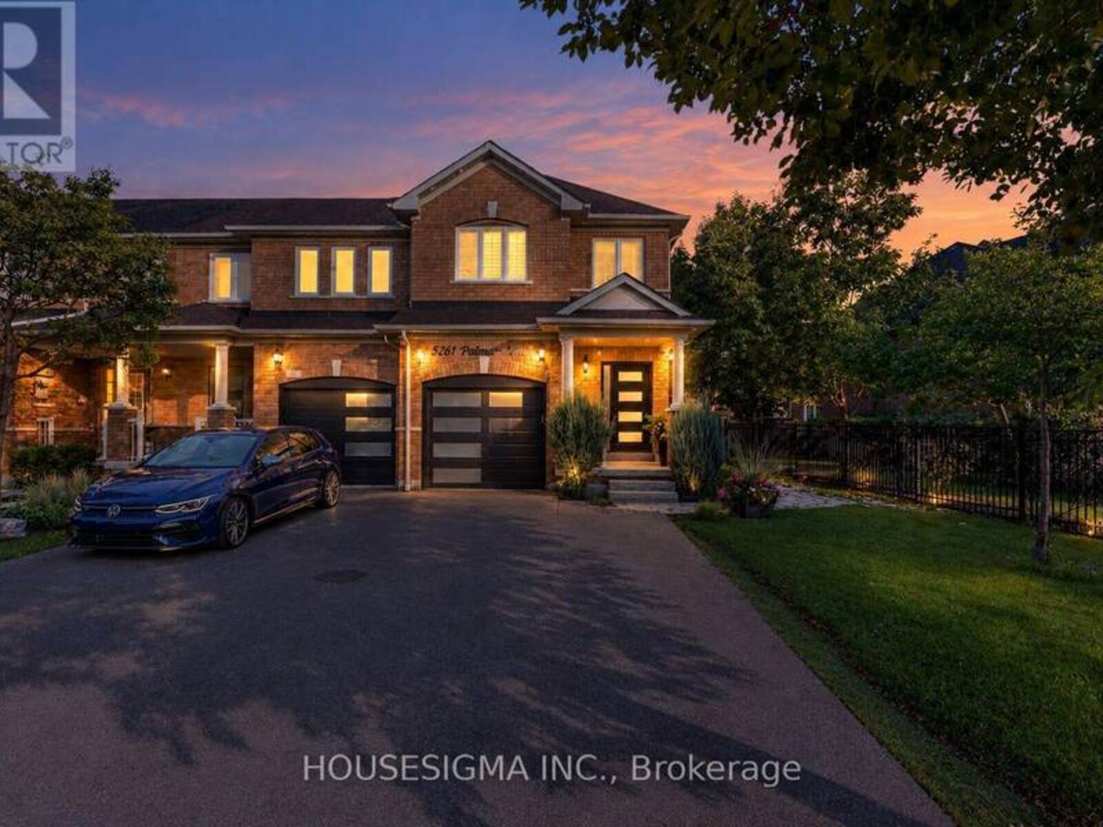5261 PALMETTO PLACE, Mississauga, Ontario L5M 0C8