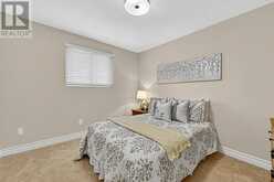 93 JULIA COURT | Newmarket Ontario | Slide Image Thirty-seven
