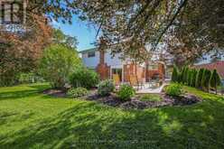 93 JULIA COURT | Newmarket Ontario | Slide Image Forty-five