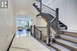 153 LAWRENCE AVENUE | Richmond Hill Ontario | Slide Image Fifteen