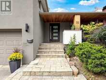 32 ASHMOUNT CRESCENT | Toronto Ontario | Slide Image Two