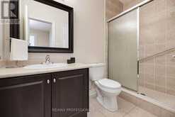 120 ISERNIA CRESCENT | Vaughan Ontario | Slide Image Sixteen