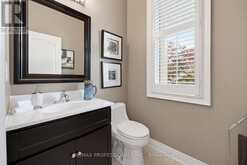 120 ISERNIA CRESCENT | Vaughan Ontario | Slide Image Eight