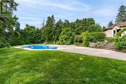 14 MEADOW HEIGHTS COURT | Vaughan Ontario | Slide Image Ten