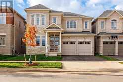 37 NORTH PARK BOULEVARD | Oakville Ontario | Slide Image Two