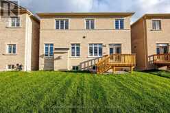 37 NORTH PARK BOULEVARD | Oakville Ontario | Slide Image Three