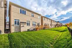 37 NORTH PARK BOULEVARD | Oakville Ontario | Slide Image Four