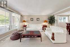 5 STANDISH CRESCENT | Markham Ontario | Slide Image Five