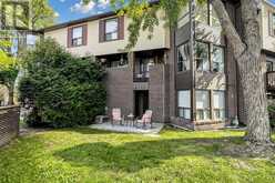 10 TURRET HILLWAY WAY | Toronto Ontario | Slide Image Forty-one