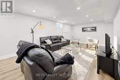 431 KERRYBROOK DRIVE | Richmond Hill Ontario | Slide Image Thirty-eight