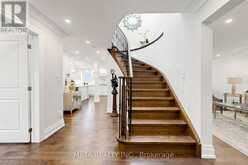 431 KERRYBROOK DRIVE | Richmond Hill Ontario | Slide Image Four