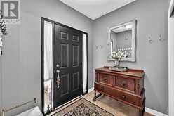 408 FLANAGAN COURT | Newmarket Ontario | Slide Image Four