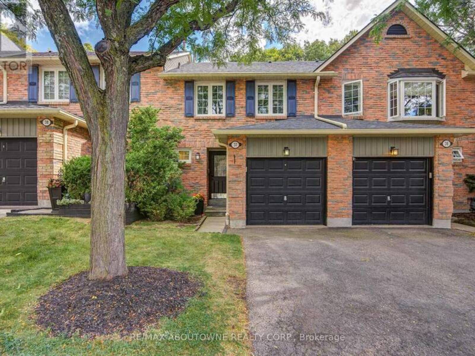 37 - 2766 FOLKWAY DRIVE, Mississauga, Ontario L5L 3M3