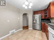 14 BARDWELL CRESCENT | Toronto Ontario | Slide Image Thirteen