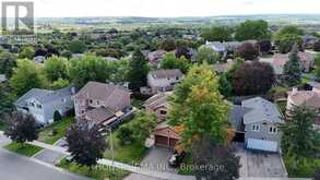 19 MAGANI AVENUE | Bradford West Gwillimbury Ontario | Slide Image Five