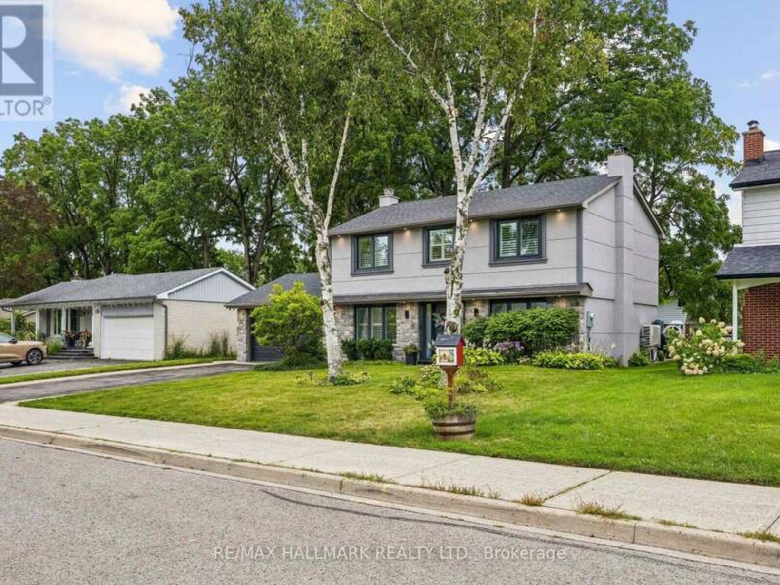 69 NISBET DRIVE, Aurora, Ontario L4G 2K6