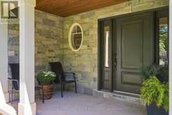 125 ULSTER DRIVE | Oakville Ontario | Slide Image Four
