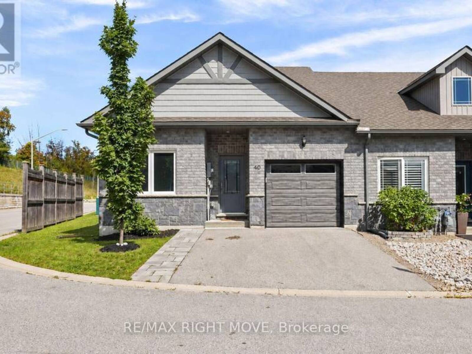 40 LILY DRIVE, Orillia, Ontario L3V 0G3