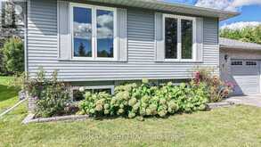 4 FITTON HEIGHTS | Orillia Ontario | Slide Image Thirty