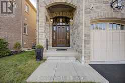 47 WEST BRANCH DRIVE | Halton Hills Ontario | Slide Image Three