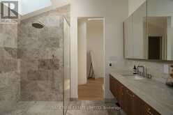 47 DELAWARE AVENUE | Toronto Ontario | Slide Image Thirty-five