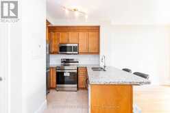 PH208 - 18 HARDING BOULEVARD | Richmond Hill Ontario | Slide Image Four
