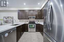 10483 WOODBINE AVENUE | Markham Ontario | Slide Image Nine