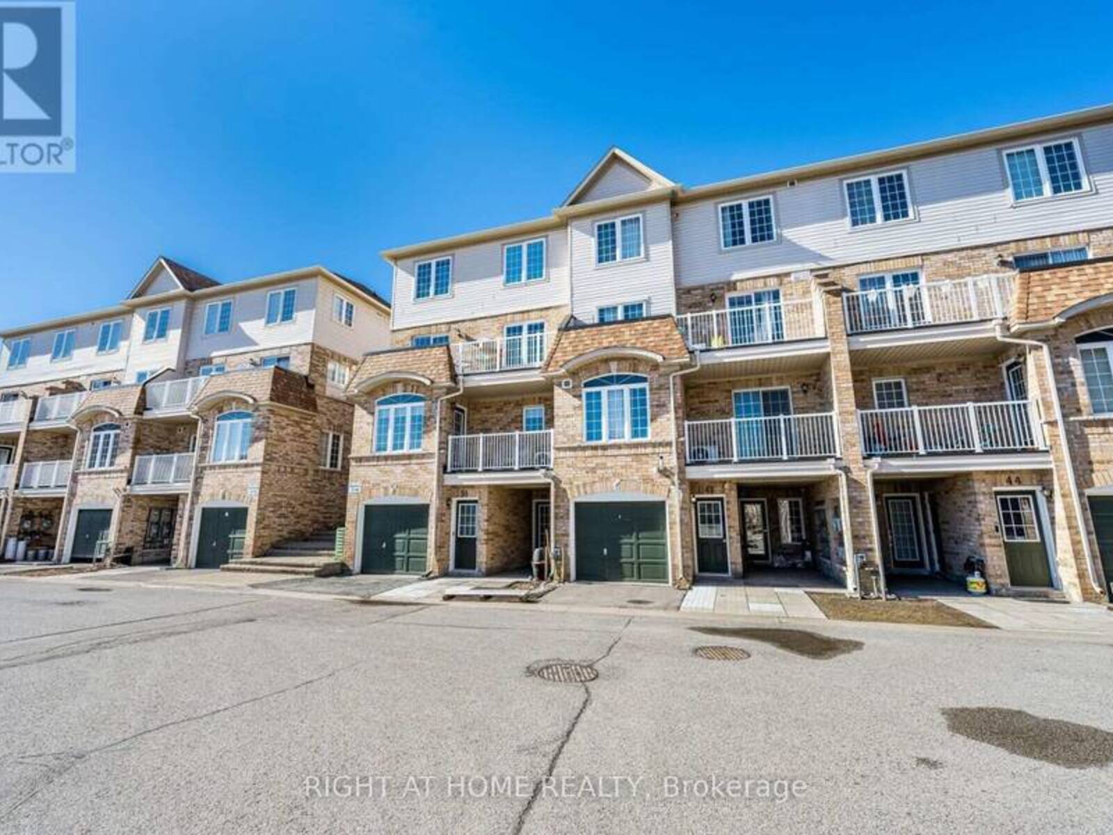 40 - 200 MCLEVIN AVENUE, Toronto, Ontario M1B 6C7