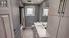 40 BENDAMERE CRESCENT | Markham Ontario | Slide Image Thirty