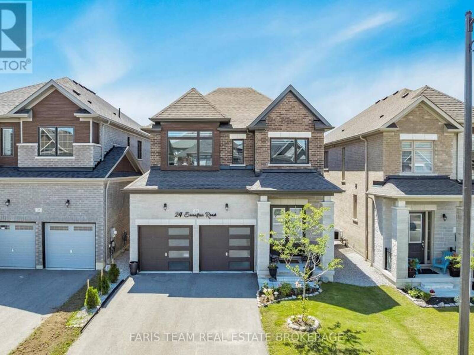 24 SASSAFRAS ROAD, Midhurst, Ontario L9X 2C6