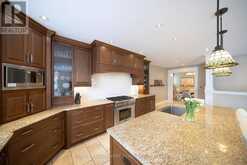 48 LINCOLN AVENUE | Brantford Ontario | Slide Image Thirteen