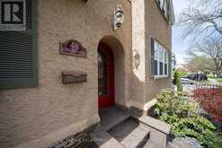 48 LINCOLN AVENUE | Brantford Ontario | Slide Image Three