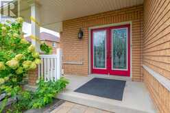 1530 ROCKAWAY STREET E | Oshawa Ontario | Slide Image Four