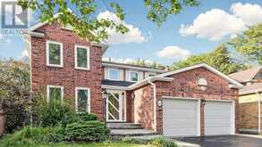 16 MEYER CIRCLE | Markham Ontario | Slide Image Two