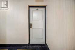 1601 - 2263 MARINE DRIVE | Oakville Ontario | Slide Image Five