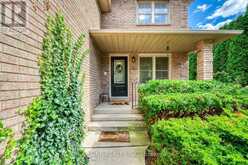1384 BRAMBLEWOOD GREEN | Oakville Ontario | Slide Image Five