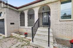 124 HONEYWOOD ROAD | Toronto Ontario | Slide Image Four